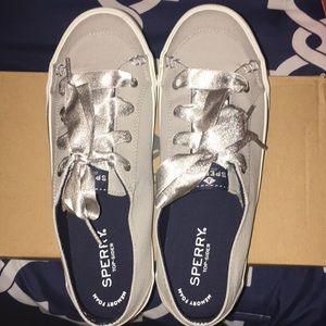 Sperry ribbon lace sneakers NWT